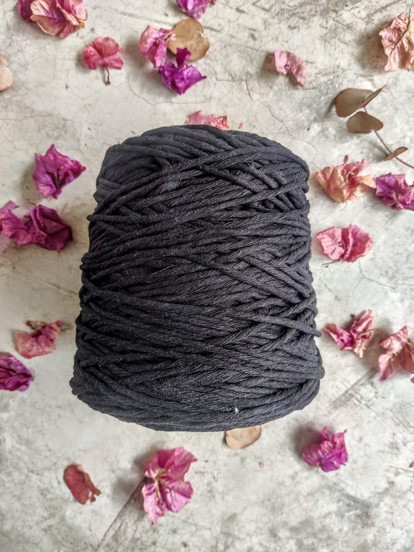 Hilaza Negro 100% algodón 1kg