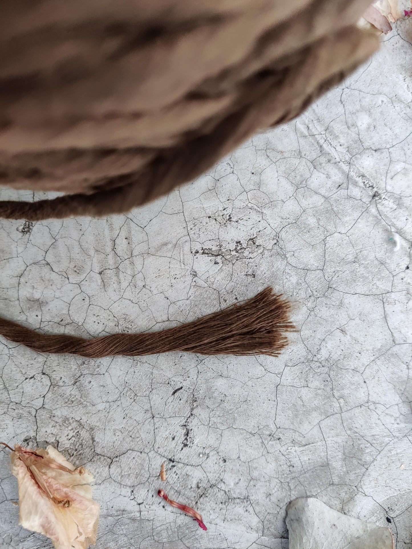 Hilaza Poliester Chocolate 1kg