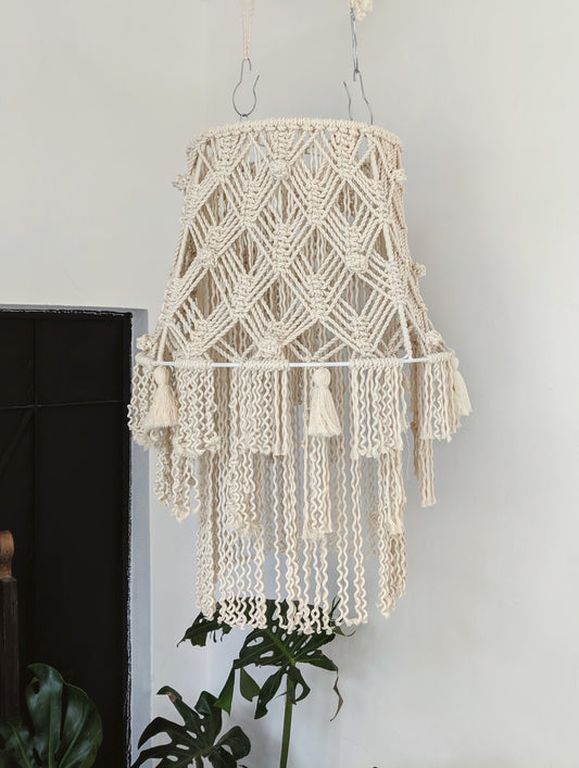 Lámpara ESPIRAL PROPS de macramé 100% algodón