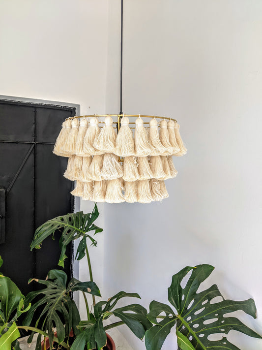 Lámpara de borlas 100% algodón