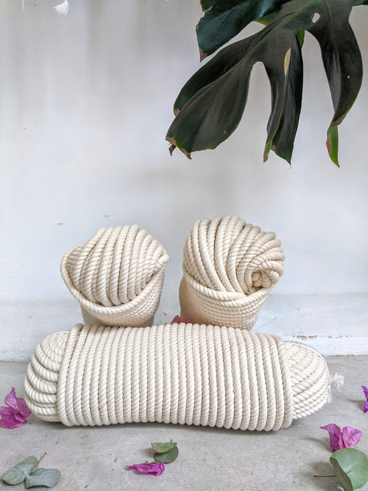 Piola JUMBO 100% algodón color crudo